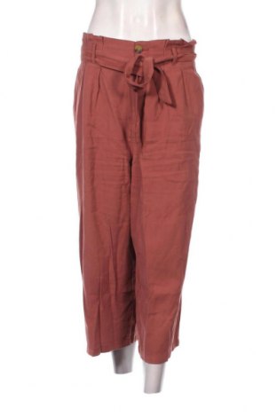 Дамски къс панталон ONLY, Размер L, Цвят Червен, Цена 40,00 лв.