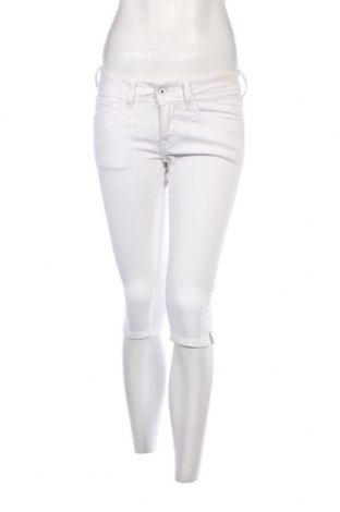 Дамски къс панталон Pepe Jeans, Размер S, Цвят Бял, Цена 13,26 лв.