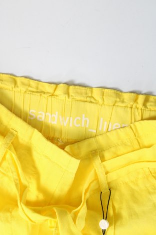 Дамски къс панталон Sandwich_, Размер XS, Цвят Жълт, Цена 15,30 лв.