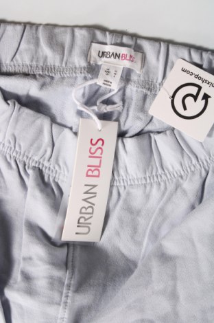 Дамски къс панталон Urban Bliss, Размер M, Цвят Син, Цена 31,00 лв.