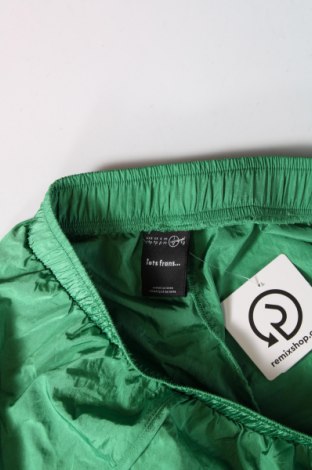 Дамски къс панталон Urban Outfitters, Размер L, Цвят Зелен, Цена 6,48 лв.