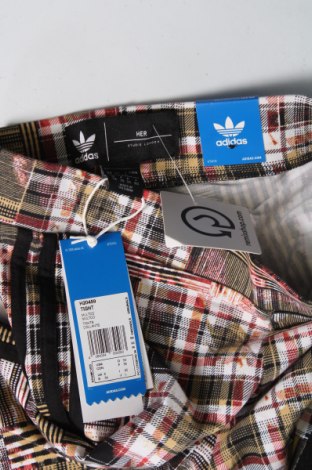 Dámské legíny  Adidas Originals, Velikost XS, Barva Vícebarevné, Cena  136,00 Kč