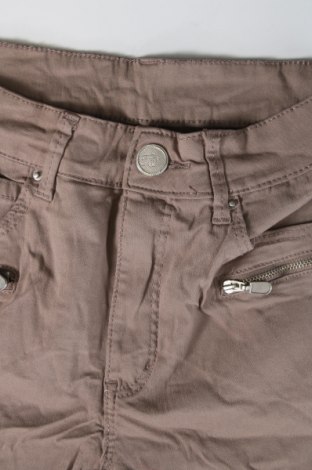 Pantaloni de femei, Mărime XS, Culoare Maro, Preț 95,39 Lei