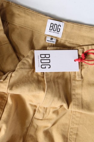 Дамски панталон BDG, Размер M, Цвят Бежов, Цена 87,00 лв.