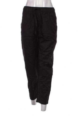 Дамски панталон Bershka, Размер S, Цвят Черен, Цена 22,54 лв.
