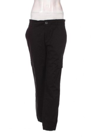 Дамски панталон Dan Fox X About You, Размер M, Цвят Черен, Цена 11,31 лв.