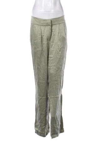 Pantaloni de femei Guido Maria Kretschmer for About You, Mărime M, Culoare Verde, Preț 85,85 Lei