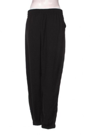 Γυναικείο παντελόνι ONLY Carmakoma, Μέγεθος XL, Χρώμα Μαύρο, Τιμή 15,87 €