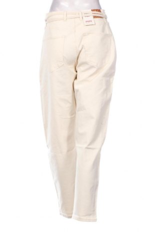 Pantaloni de femei Pepe Jeans, Mărime M, Culoare Ecru, Preț 480,26 Lei