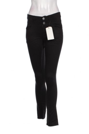 Дамски панталон Q/S by S.Oliver, Размер S, Цвят Черен, Цена 13,05 лв.