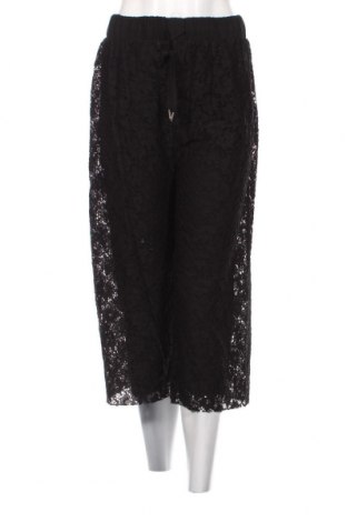 Дамски панталон Urban Classics, Размер S, Цвят Черен, Цена 17,68 лв.