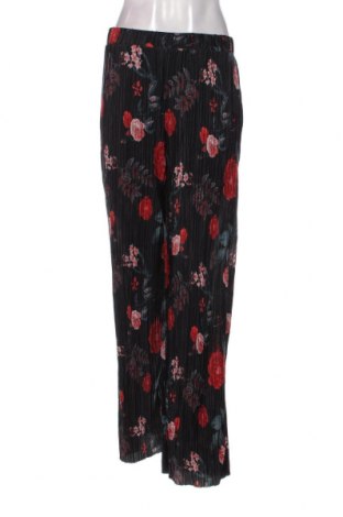 Pantaloni de femei VILA, Mărime S, Culoare Multicolor, Preț 16,45 Lei