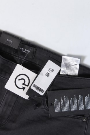 Дамски панталон Vero Moda, Размер M, Цвят Сив, Цена 24,84 лв.