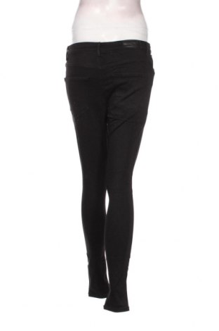 Дамски панталон Vero Moda, Размер M, Цвят Черен, Цена 4,20 лв.