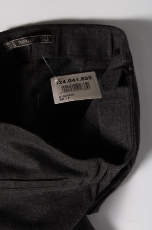 Дамски панталон Zara Trafaluc, Размер M, Цвят Сив, Цена 4,00 лв.