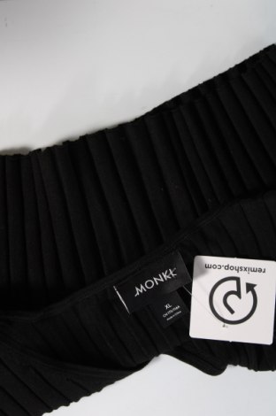 Γυναικείο αμάνικο μπλουζάκι Monki, Μέγεθος XL, Χρώμα Μαύρο, Τιμή 4,31 €