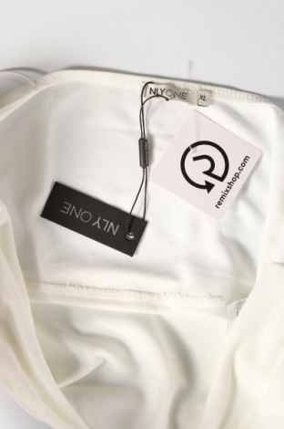 Γυναικείο αμάνικο μπλουζάκι Nly One, Μέγεθος XL, Χρώμα Λευκό, Τιμή 10,82 €
