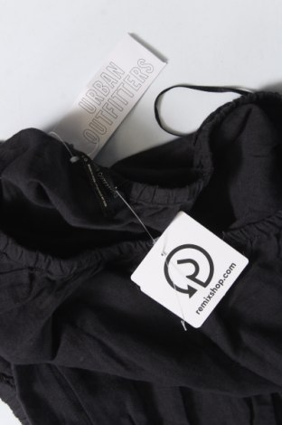 Γυναικείο αμάνικο μπλουζάκι Urban Outfitters, Μέγεθος L, Χρώμα Μαύρο, Τιμή 2,24 €