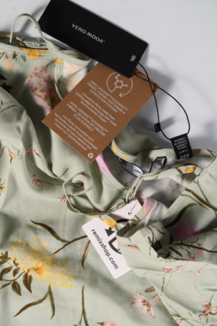 Γυναικείο αμάνικο μπλουζάκι Vero Moda, Μέγεθος L, Χρώμα Πολύχρωμο, Τιμή 13,92 €