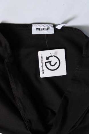 Γυναικείο αμάνικο μπλουζάκι Weekday, Μέγεθος M, Χρώμα Μαύρο, Τιμή 10,82 €