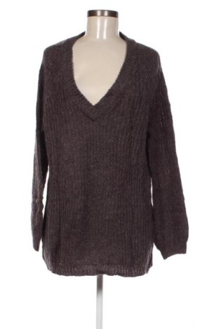 Γυναικείο πουλόβερ Bershka, Μέγεθος S, Χρώμα Γκρί, Τιμή 2,33 €