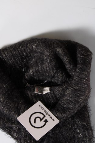 Γυναικείο πουλόβερ Timezone, Μέγεθος M, Χρώμα Γκρί, Τιμή 3,05 €