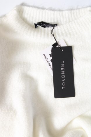 Дамски пуловер Trendyol, Размер M, Цвят Бял, Цена 26,10 лв.