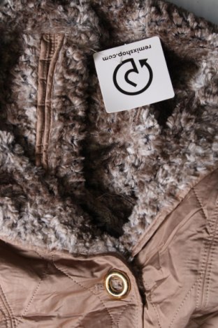 Γυναικείο μπουφάν, Μέγεθος M, Χρώμα  Μπέζ, Τιμή 4,45 €