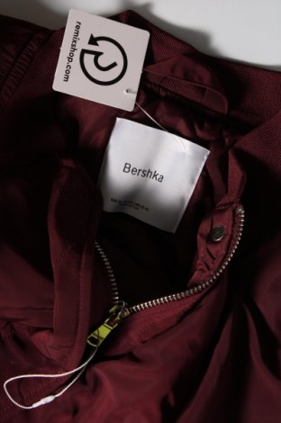 Γυναικείο μπουφάν Bershka, Μέγεθος L, Χρώμα Βιολετί, Τιμή 12,94 €