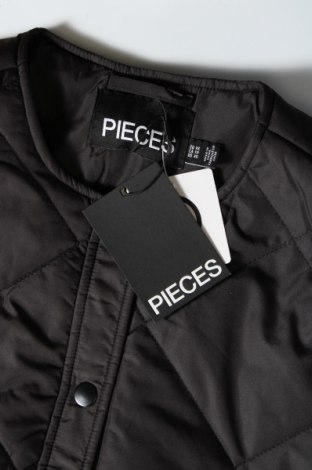 Dámska bunda  Pieces, Veľkosť XS, Farba Čierna, Cena  19,87 €