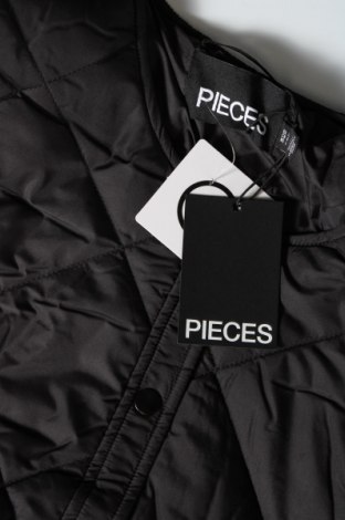 Дамско яке Pieces, Размер L, Цвят Черен, Цена 27,88 лв.