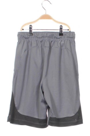 Kinder Shorts Nike, Größe 10-11y/ 146-152 cm, Farbe Grau, Preis 16,70 €
