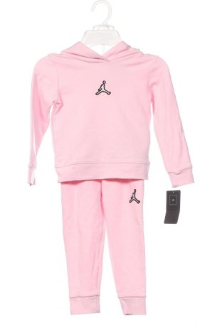 Dětský sportovní komplet  Air Jordan Nike, Velikost 2-3y/ 98-104 cm, Barva Růžová, Cena  2 014,00 Kč