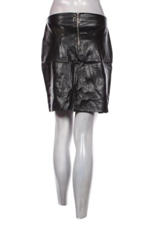Kožená sukně  Gina Tricot, Velikost M, Barva Černá, Cena  319,00 Kč