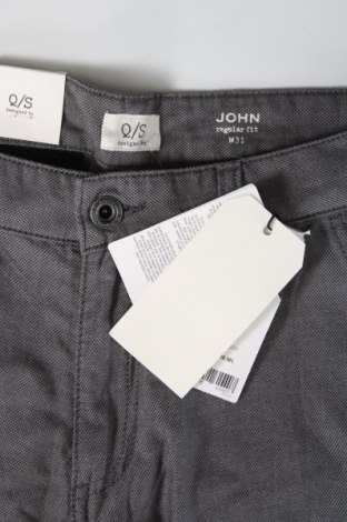 Мъжки къс панталон Q/S by S.Oliver, Размер M, Цвят Сив, Цена 13,34 лв.