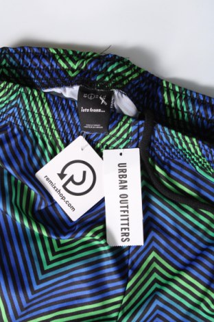 Ανδρικό κοντό παντελόνι Urban Outfitters, Μέγεθος S, Χρώμα Πολύχρωμο, Τιμή 3,29 €