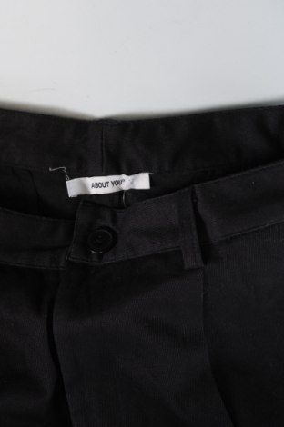 Мъжки панталон About You, Размер M, Цвят Черен, Цена 11,56 лв.