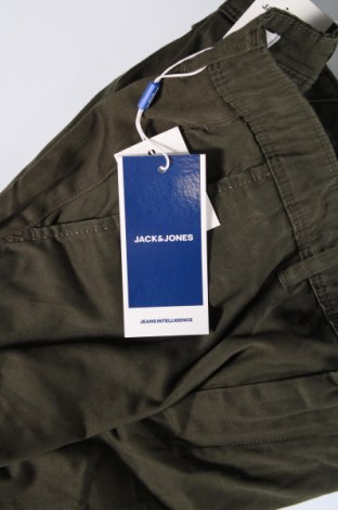 Мъжки панталон Jack & Jones, Размер M, Цвят Зелен, Цена 15,58 лв.