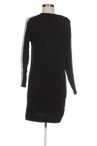 Šaty , Veľkosť M, Farba Čierna, Cena  2,47 €