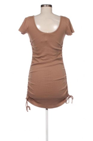 Kleid Review, Größe M, Farbe Beige, Preis 12,09 €