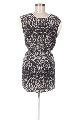 Šaty  Second Female, Velikost S, Barva Černá, Cena  179,00 Kč