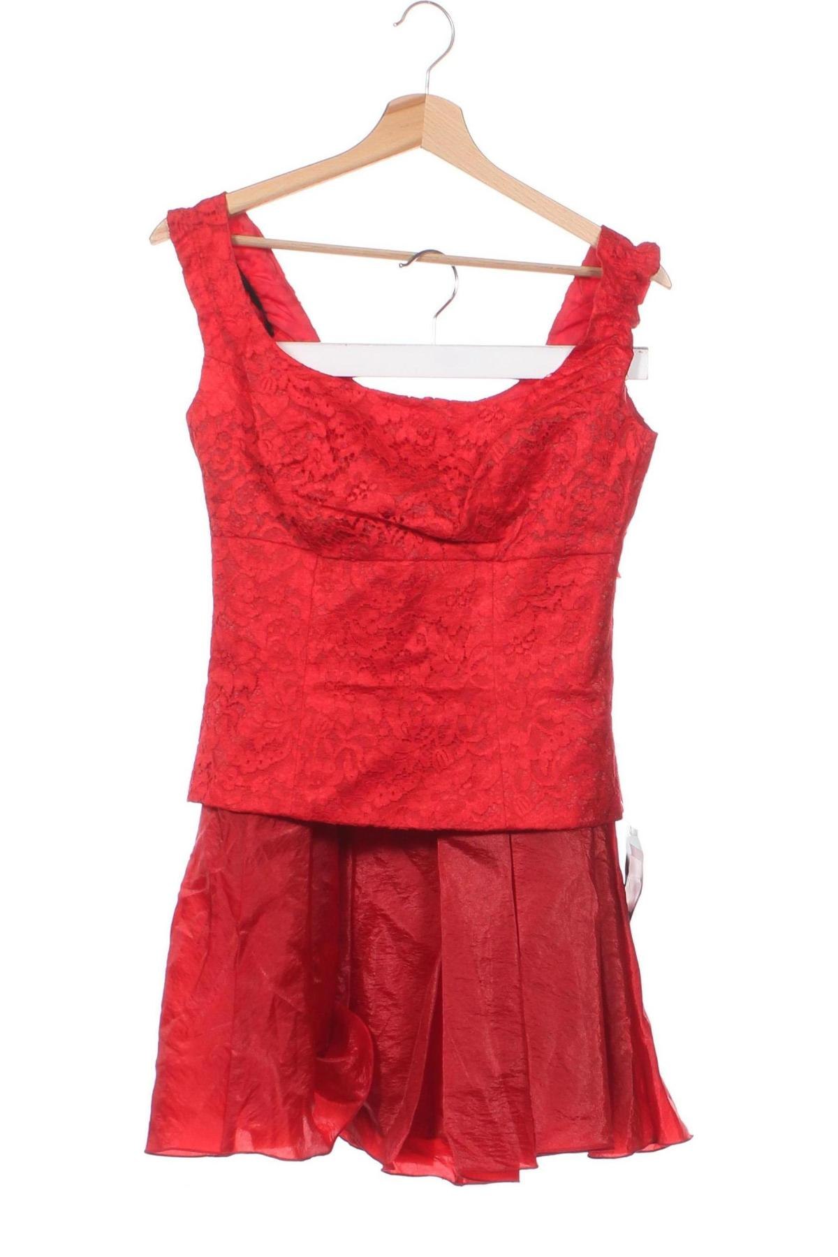 Costum de femei, Mărime L, Culoare Roșu, Preț 28,11 Lei