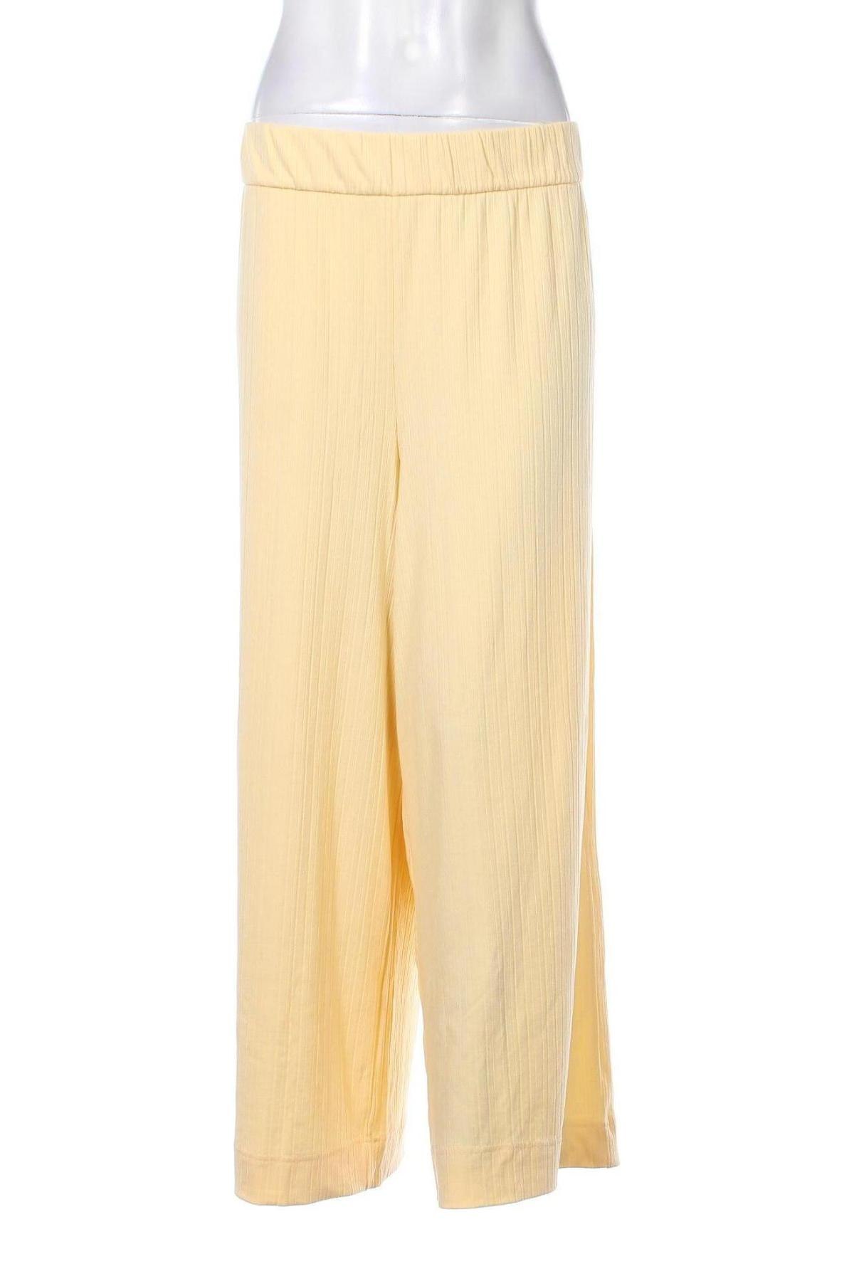 Дамски панталон Monki, Размер XL, Цвят Жълт, Цена 16,66 лв.