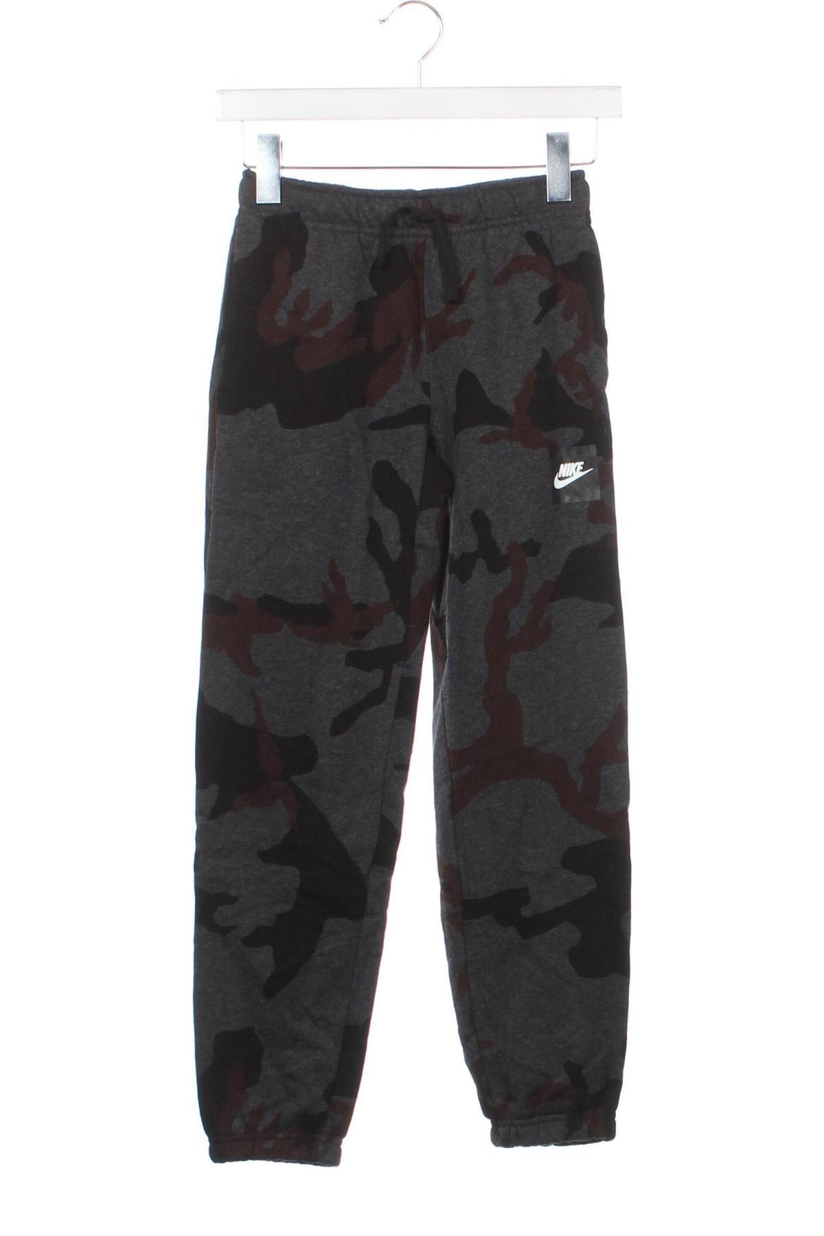 Detské tepláky Nike, Veľkosť 8-9y/ 134-140 cm, Farba Viacfarebná, Cena  19,28 €