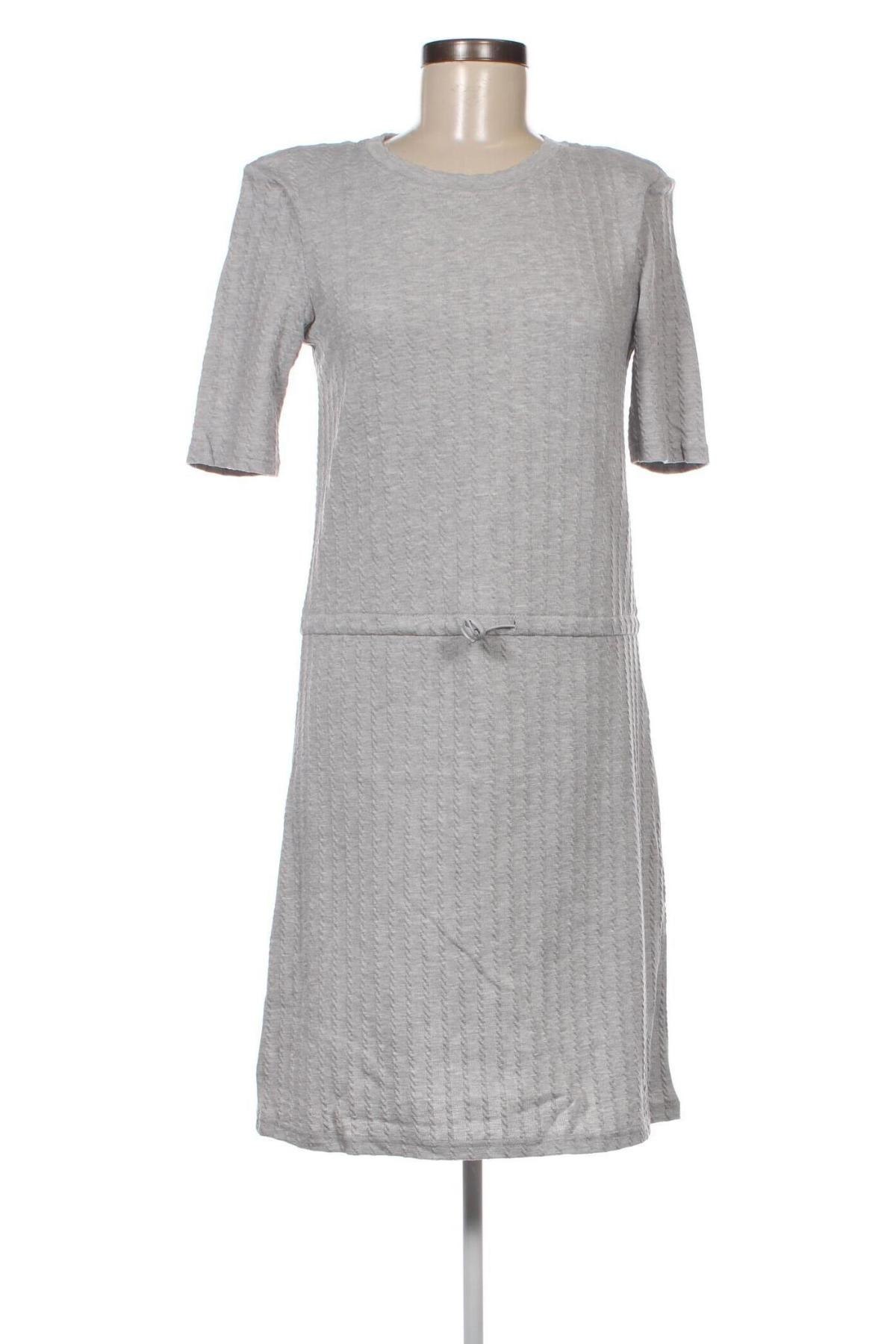 Kleid Pieces, Größe M, Farbe Grau, Preis € 4,73