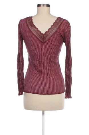 Damen Shirt, Größe S, Farbe Rot, Preis 13,49 €