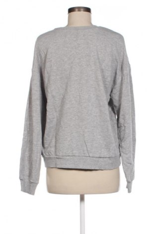 Damen Shirt Bershka, Größe M, Farbe Grau, Preis € 4,49