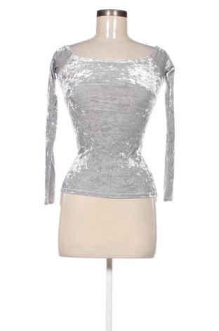 Damen Shirt Gina Tricot, Größe XS, Farbe Grau, Preis 13,99 €