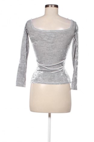 Damen Shirt Gina Tricot, Größe XS, Farbe Grau, Preis € 13,99