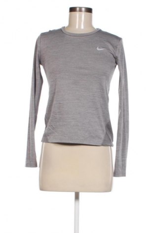 Damen Shirt Nike, Größe XS, Farbe Grau, Preis € 23,99